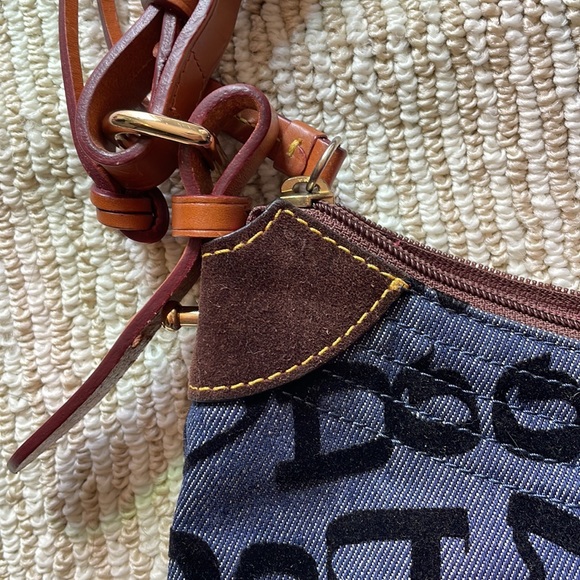 Dooney & Bourke bag - Picture 8 of 8